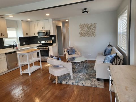 Photo of 7024 S Honore Street, Chicago, IL 60636 (MLS # 12494851)