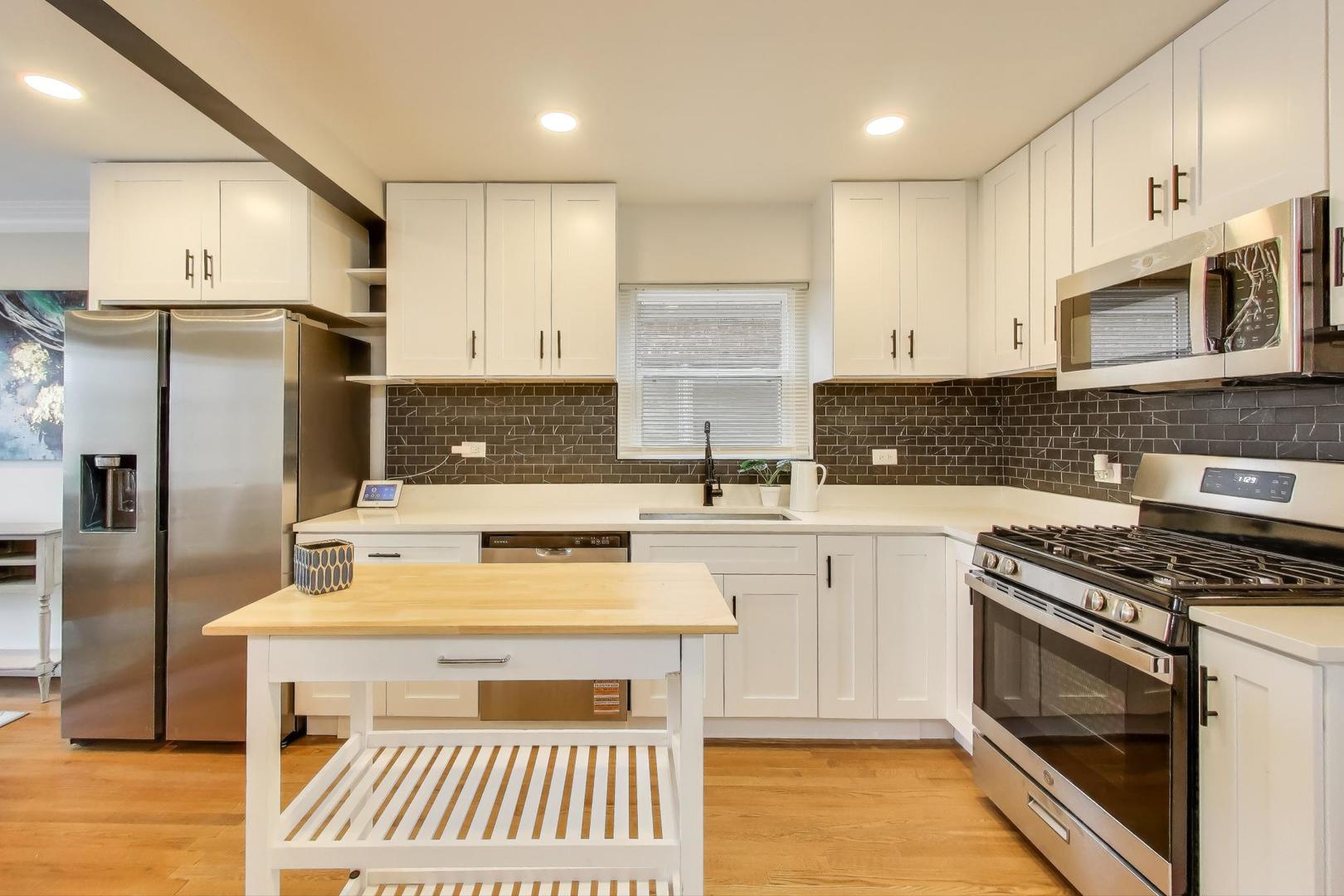 7024 S Honore Street