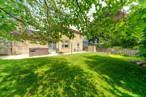 Tiny photo for 619 N California Avenue, Mundelein, IL 60060 (MLS # 12506430)