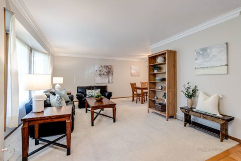 Tiny photo for 619 N California Avenue, Mundelein, IL 60060 (MLS # 12506430)