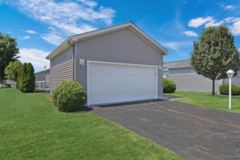 Tiny photo for 1810 Blue Ribbon Lane, Grayslake, IL 60030 (MLS # 12720901)