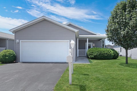 Photo of 1810 Blue Ribbon Lane, Grayslake, IL 60030 (MLS # 12720901)