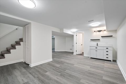 Tiny photo for 7241 N Mcvicker Avenue, Chicago, IL 60646 (MLS # 12589525)