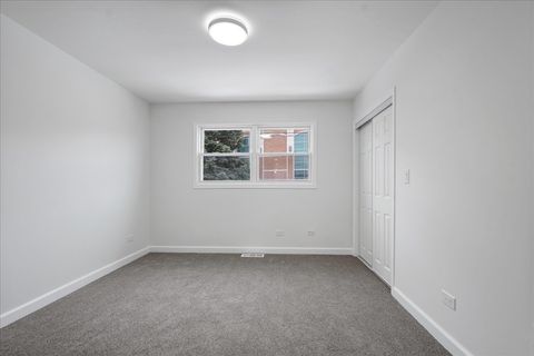 Tiny photo for 7241 N Mcvicker Avenue, Chicago, IL 60646 (MLS # 12589525)