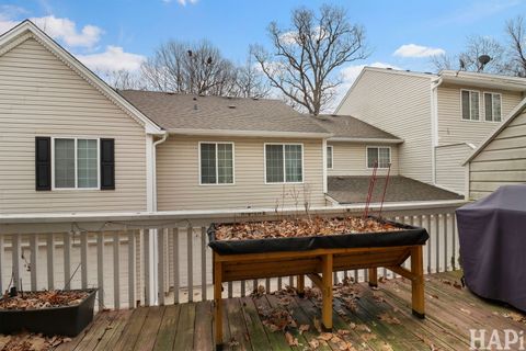 Tiny photo for 283 W Whispering Oaks Lane, Round Lake, IL 60073 (MLS # 12587327)