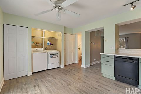 Tiny photo for 283 W Whispering Oaks Lane, Round Lake, IL 60073 (MLS # 12587327)