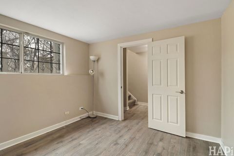 Tiny photo for 283 W Whispering Oaks Lane, Round Lake, IL 60073 (MLS # 12587327)