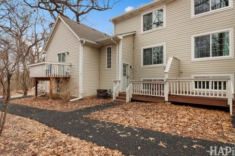Tiny photo for 283 W Whispering Oaks Lane, Round Lake, IL 60073 (MLS # 12587327)