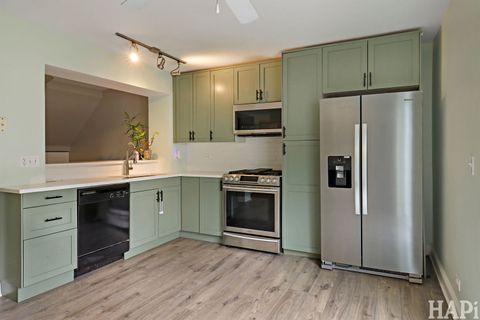 Tiny photo for 283 W Whispering Oaks Lane, Round Lake, IL 60073 (MLS # 12587327)