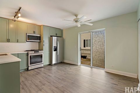 Tiny photo for 283 W Whispering Oaks Lane, Round Lake, IL 60073 (MLS # 12587327)