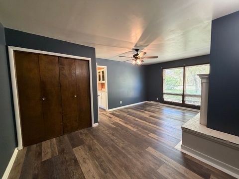 Tiny photo for 2100 Ironwood Lane, Charleston, IL 61920 (MLS # 12620181)
