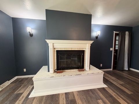 Tiny photo for 2100 Ironwood Lane, Charleston, IL 61920 (MLS # 12620181)