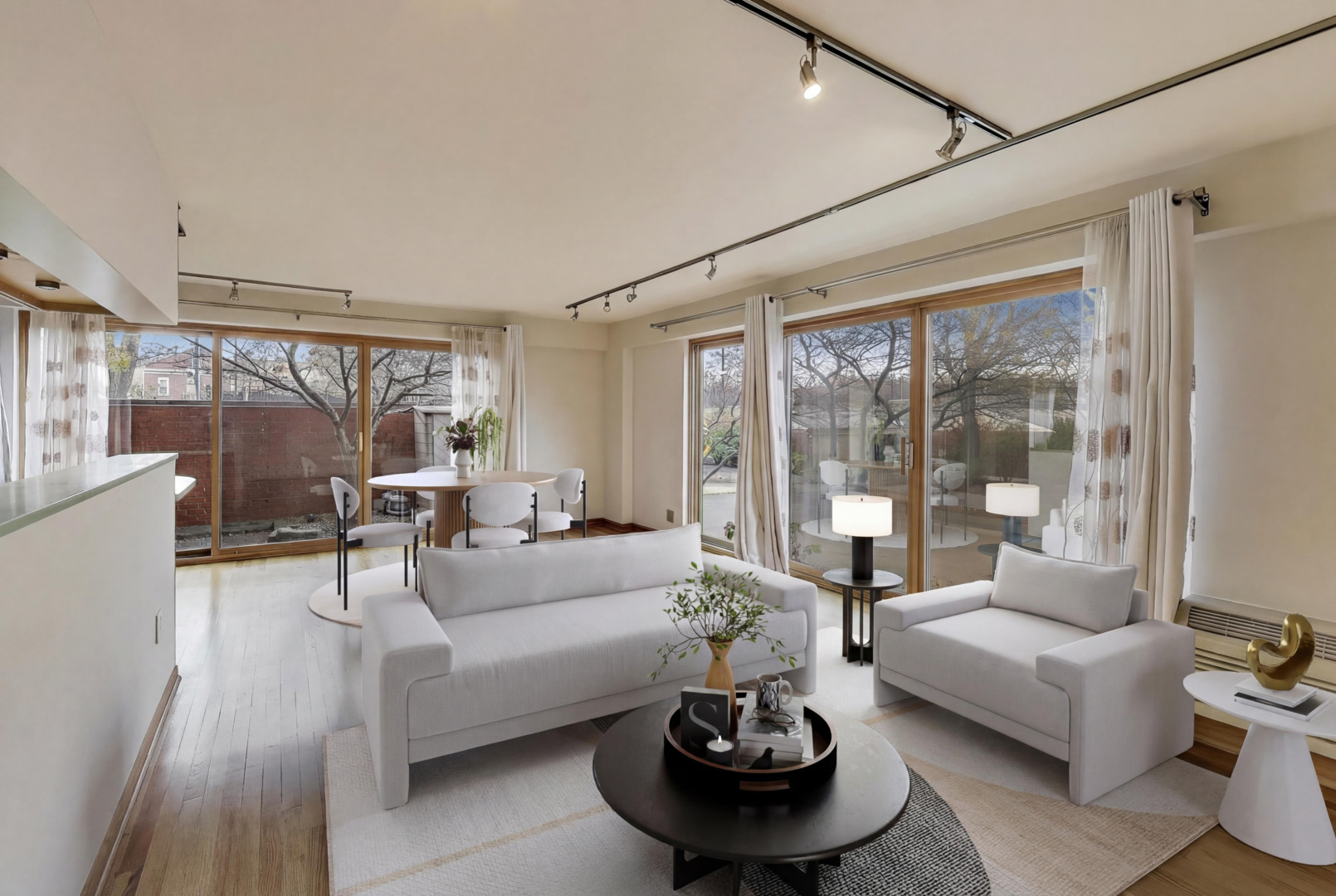 1169 S Plymouth Court 114