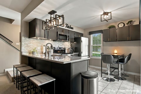 Tiny photo for 621 Chip Court, Gurnee, IL 60031 (MLS # 12788896)