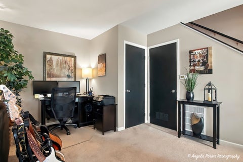 Tiny photo for 621 Chip Court, Gurnee, IL 60031 (MLS # 12788896)