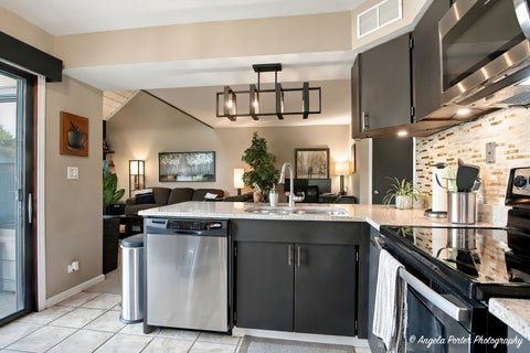 Tiny photo for 621 Chip Court, Gurnee, IL 60031 (MLS # 12788896)