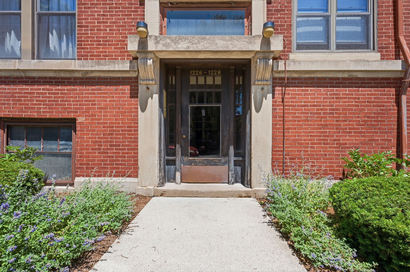 1226 E 54 Street 2w