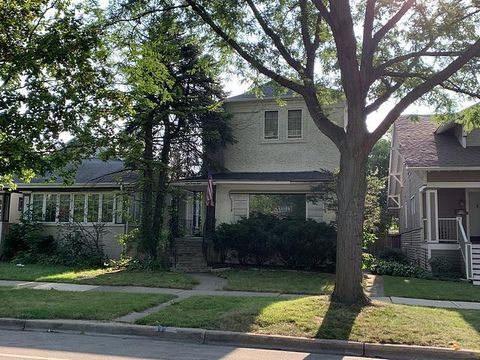 Tiny photo for 828 N Ridgeland Avenue, Oak Park, IL 60302 (MLS # 12587672)