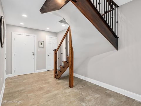 Tiny photo for 1401 Burr Oak Road #309B, Hinsdale, IL 60521 (MLS # 12463492)