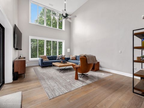 Tiny photo for 1401 Burr Oak Road #309B, Hinsdale, IL 60521 (MLS # 12463492)