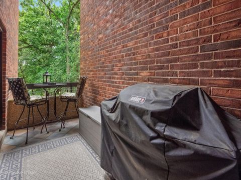 Tiny photo for 1401 Burr Oak Road #309B, Hinsdale, IL 60521 (MLS # 12463492)