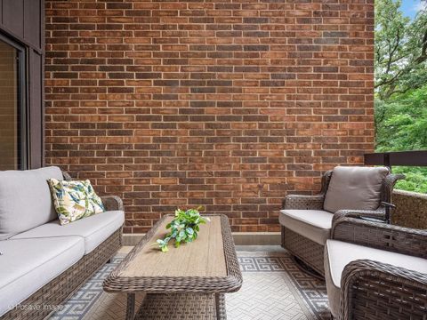 Tiny photo for 1401 Burr Oak Road #309B, Hinsdale, IL 60521 (MLS # 12463492)