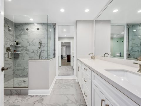 Tiny photo for 1401 Burr Oak Road #309B, Hinsdale, IL 60521 (MLS # 12463492)