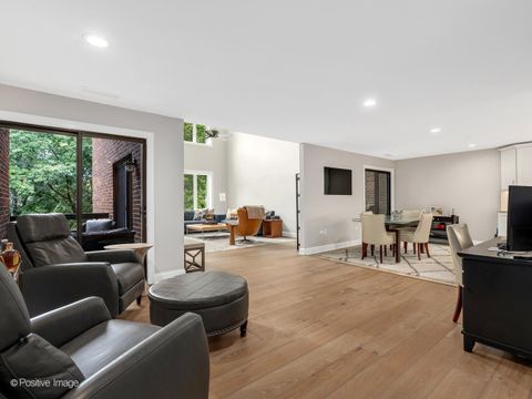 Tiny photo for 1401 Burr Oak Road #309B, Hinsdale, IL 60521 (MLS # 12463492)