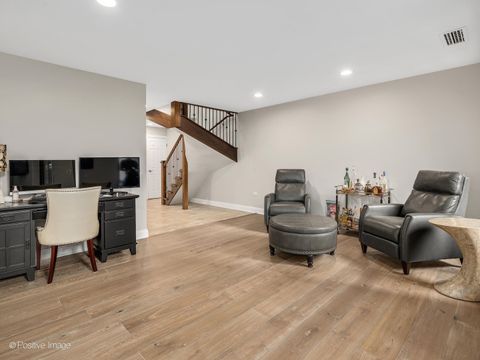 Tiny photo for 1401 Burr Oak Road #309B, Hinsdale, IL 60521 (MLS # 12463492)