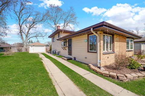 Tiny photo for 7306 Dorothy Lane, Tinley Park, IL 60477 (MLS # 12598704)