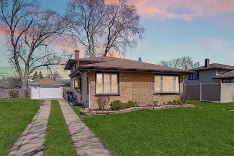 Tiny photo for 7306 Dorothy Lane, Tinley Park, IL 60477 (MLS # 12598704)