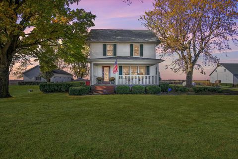 2611 County Road 800 Dewey IL 61840