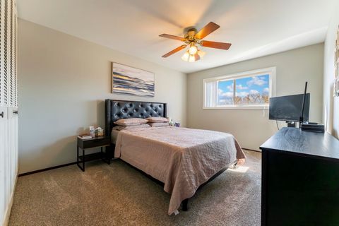 Tiny photo for 404 Arrow Trail, Wheeling, IL 60090 (MLS # 12568887)