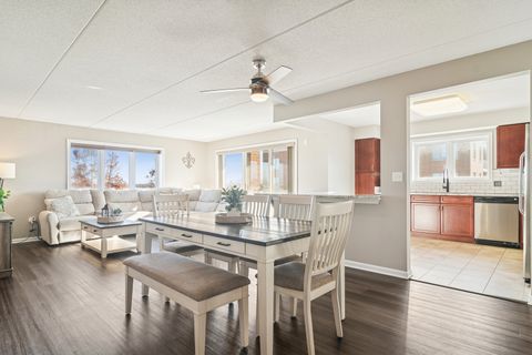 Tiny photo for 390 S Western Avenue #511, Des Plaines, IL 60016 (MLS # 12532636)