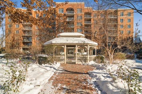 Tiny photo for 390 S Western Avenue #511, Des Plaines, IL 60016 (MLS # 12532636)