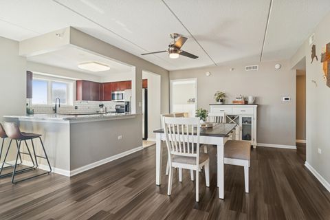 Tiny photo for 390 S Western Avenue #511, Des Plaines, IL 60016 (MLS # 12532636)