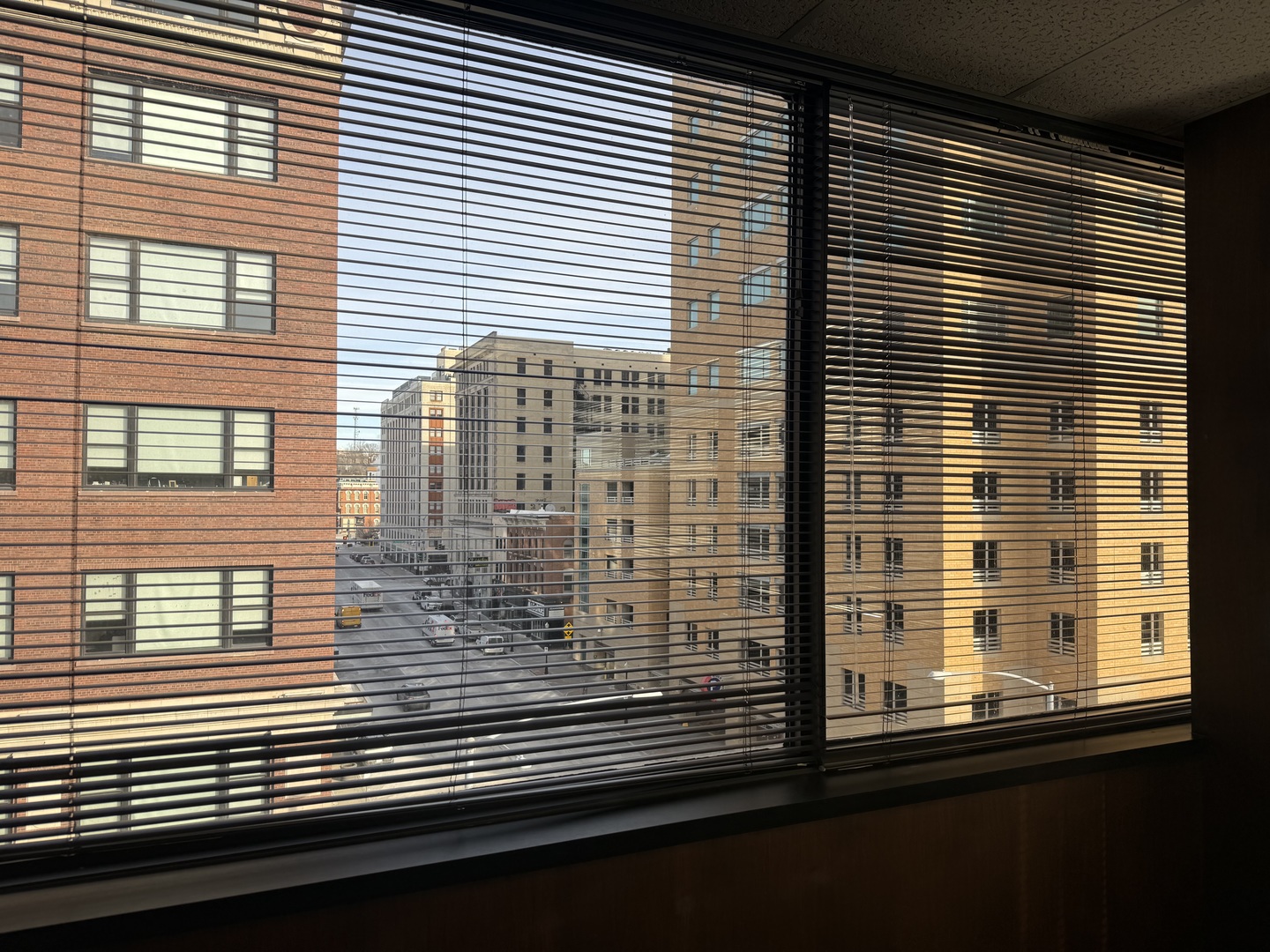 101 W 2ND Street 501