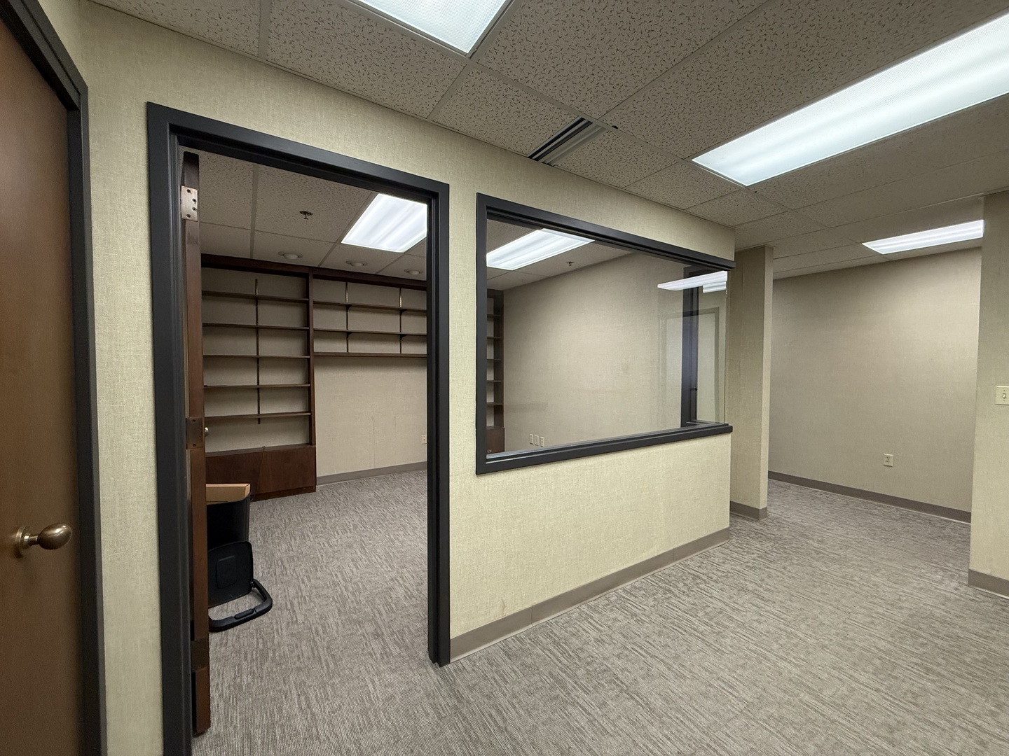 101 W 2ND Street 501