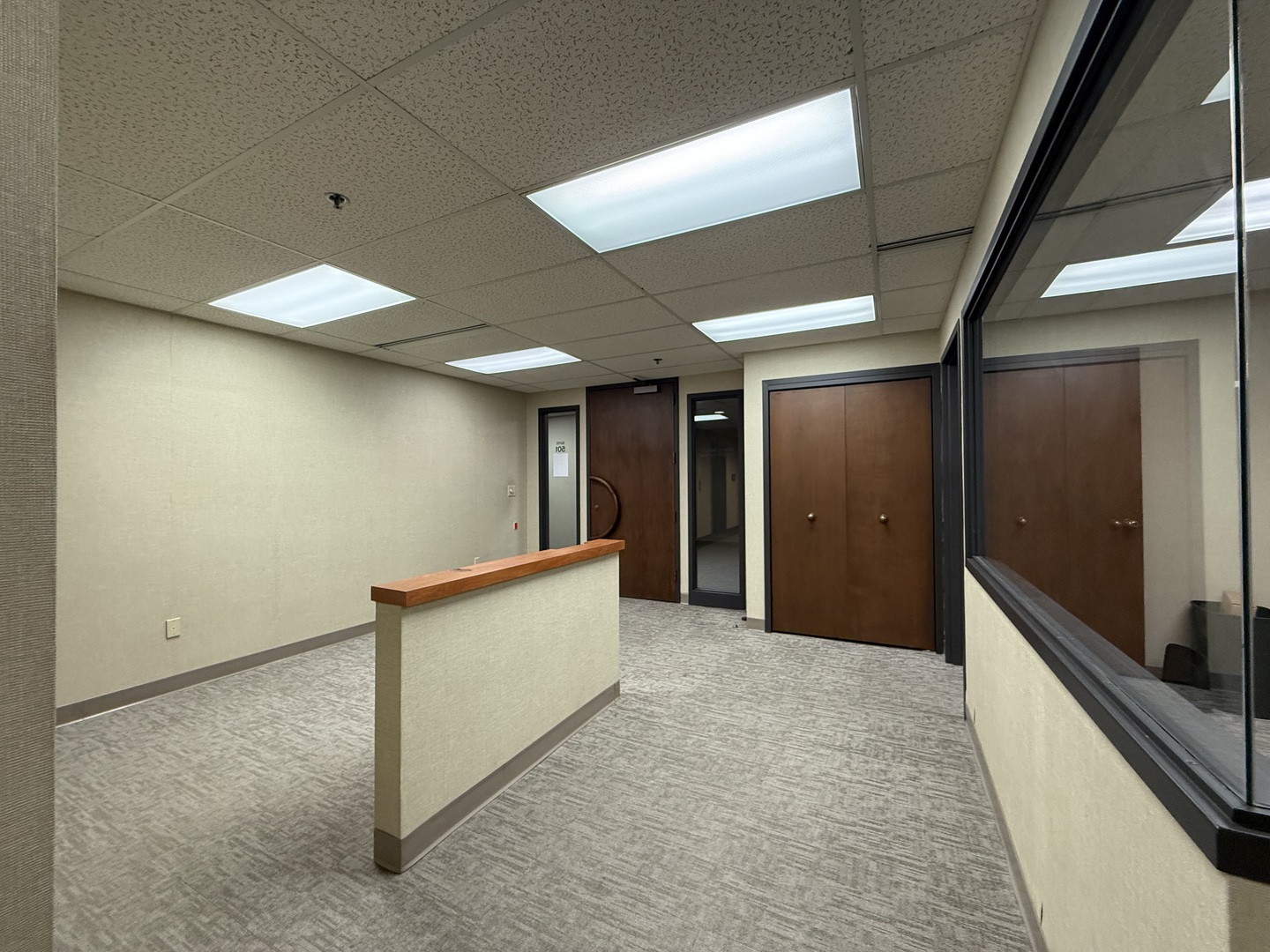 101 W 2ND Street 501