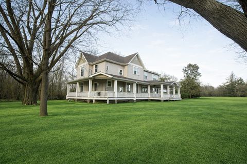 Tiny photo for 1502 S Galena Avenue, Dixon, IL 61021 (MLS # 12580904)