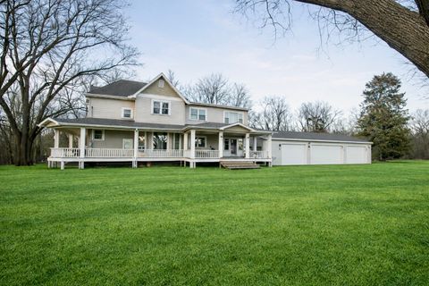 Photo of 1502 S Galena Avenue, Dixon, IL 61021 (MLS # 12580904)