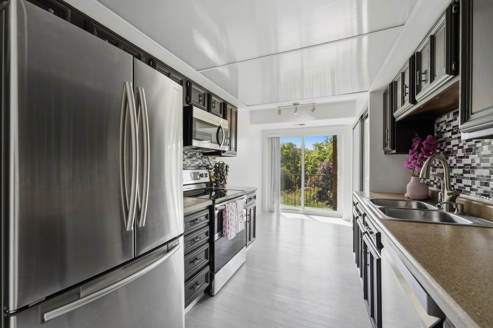 1400 N Yarmouth Place 304