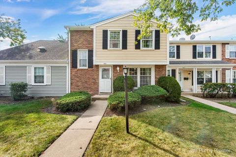 Photo of 802 Lexington Circle #802, Hanover Park, IL 60133 (MLS # 12446680)