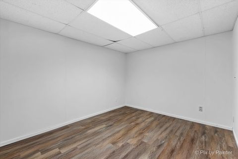 Tiny photo for 802 Lexington Circle #802, Hanover Park, IL 60133 (MLS # 12446680)