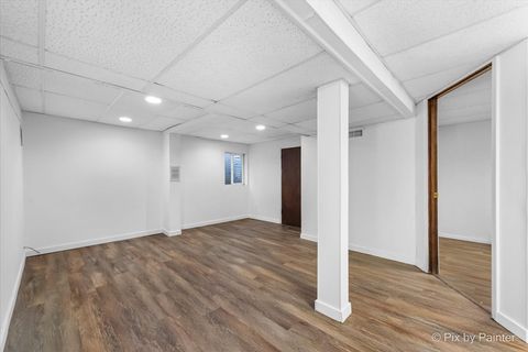 Tiny photo for 802 Lexington Circle #802, Hanover Park, IL 60133 (MLS # 12446680)