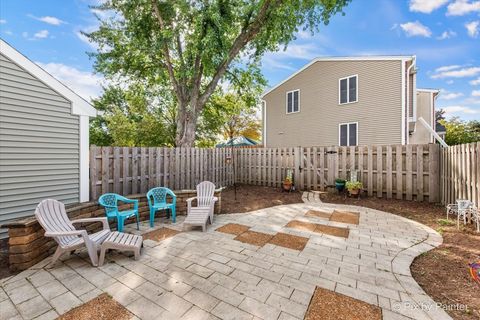 Tiny photo for 802 Lexington Circle #802, Hanover Park, IL 60133 (MLS # 12446680)