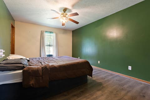 Tiny photo for 1141 Arnold Avenue, Rockford, IL 61108 (MLS # 12690049)