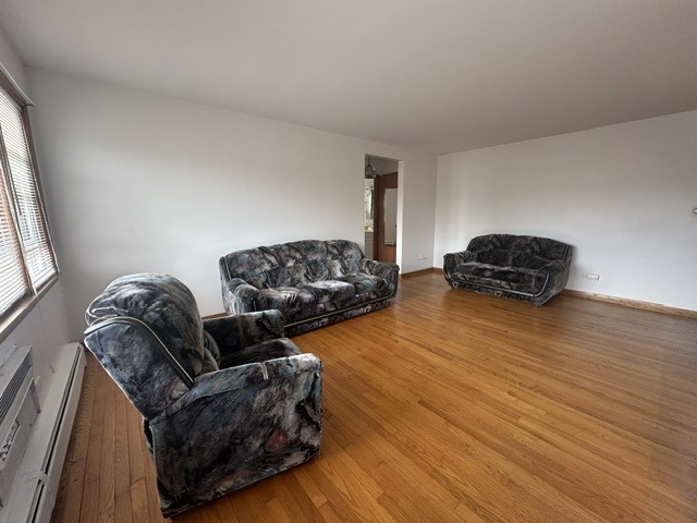 7347 W Diversey Avenue 7