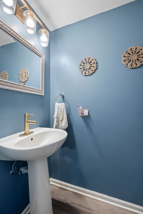 Tiny photo for 1044 Reserve Drive #1044, Elgin, IL 60124 (MLS # 12493834)