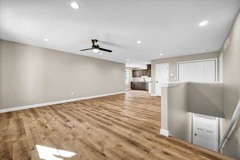 Tiny photo for 180 S Oak Street, El Paso, IL 61738 (MLS # 12512942)